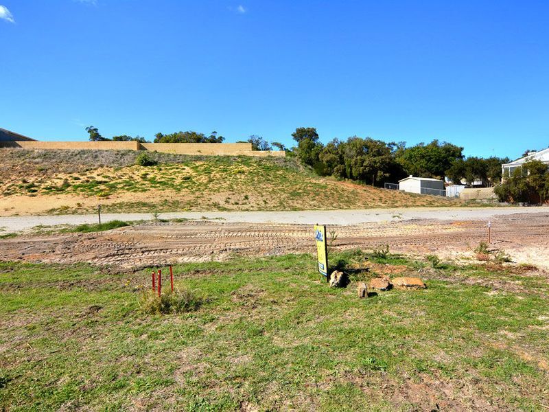 Real Estate For Sale 3/209 Old Coast Road Australind , WA