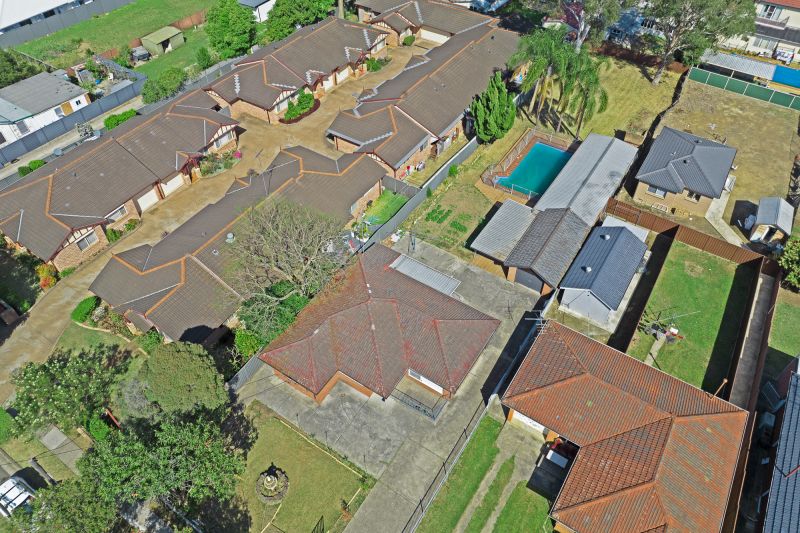 Real Estate For Sale 86 Ballandella Road Toongabbie , NSW