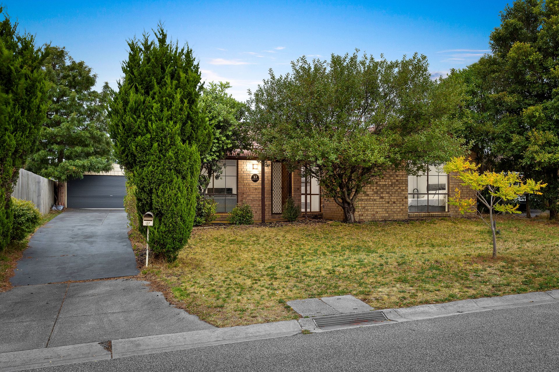 37 Broome Crescent, Cranbourne North OBrien Real Estate