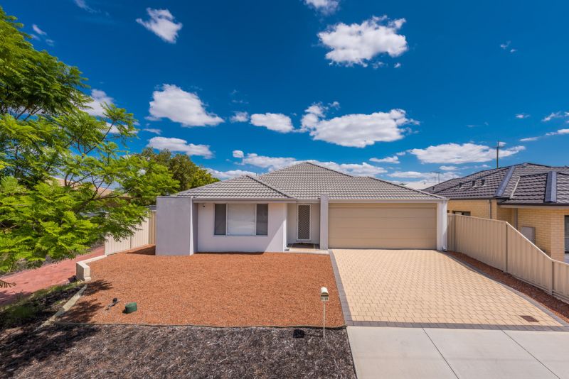 Real Estate For Sale 1/25 Montrose Street Lynwood , WA