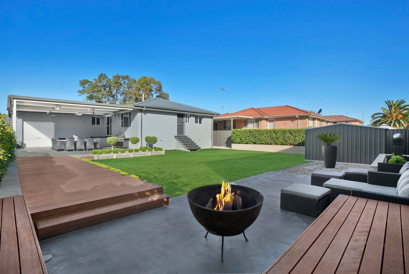 Real Estate For Lease 8 Wolseley Road Mcgraths Hill , NSW