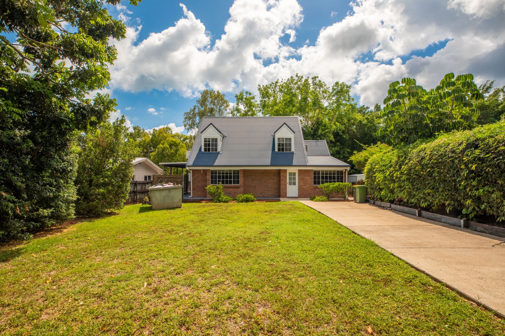 7 Manooka Dr, Cannonvale Taylors Property Specialists