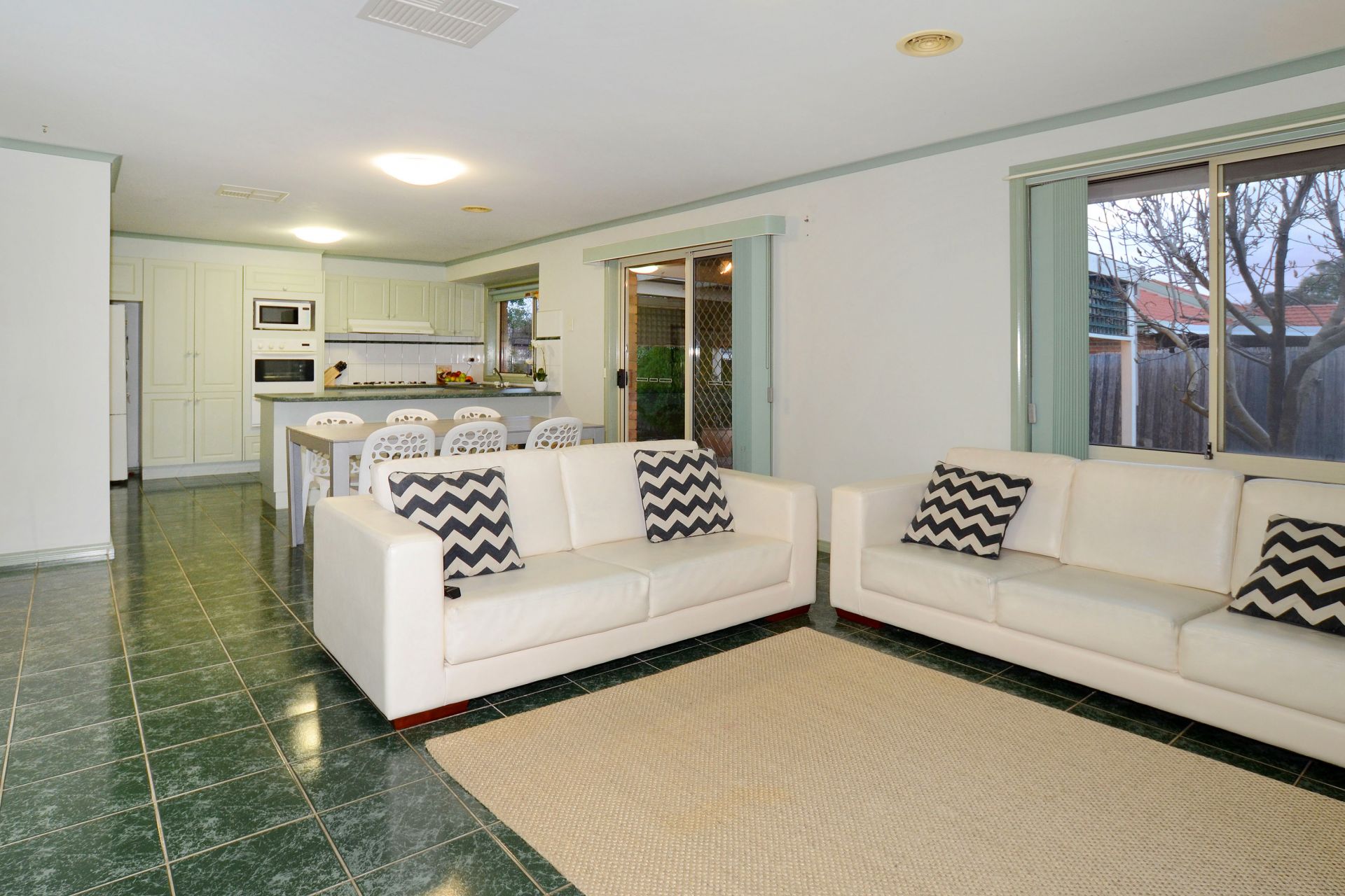 Real Estate For Sale 38 Dunlop Crescent Mill Park , VIC