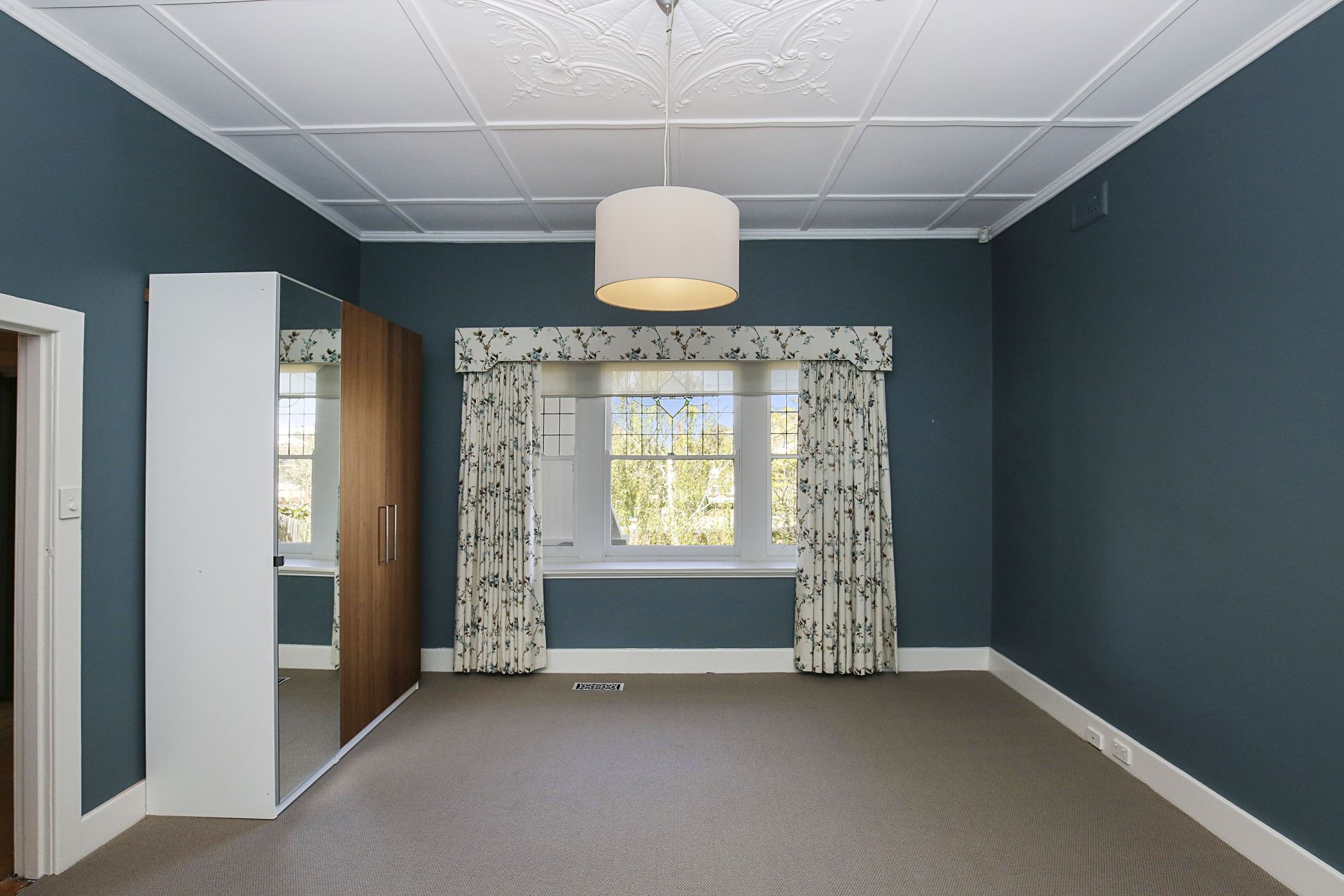 Real Estate For Lease 4 Birch Street Preston , VIC