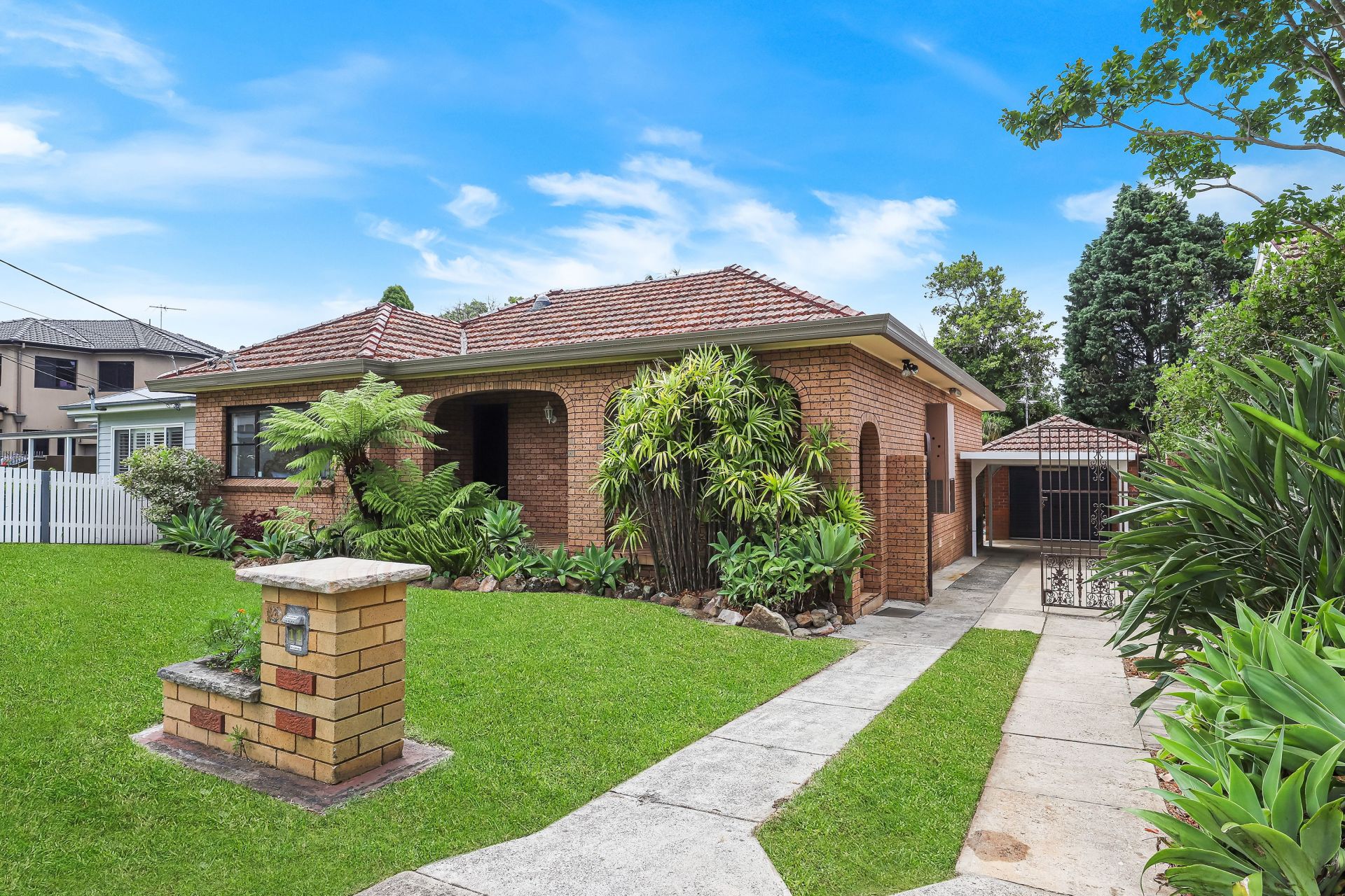 Real Estate For Sale 11 Cartledge Avenue Miranda , NSW