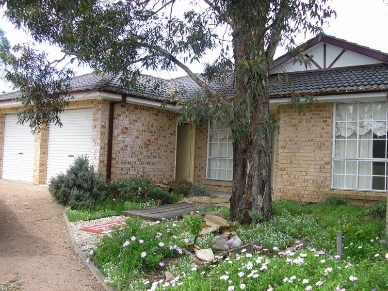 Real Estate For Sale 41 Withnell Crescent St Helens Park , NSW