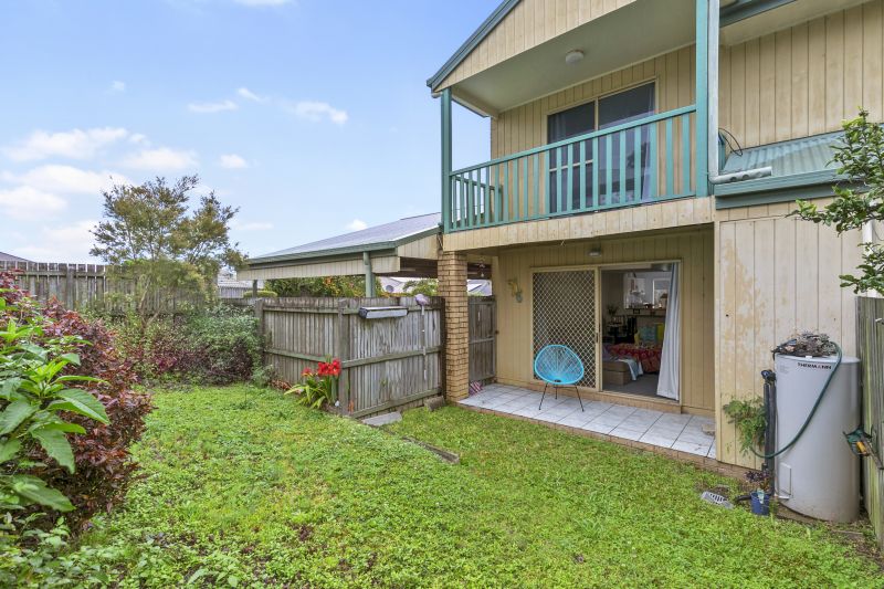 Real Estate For Sale 30/2018 Wynnum Road Wynnum West , QLD