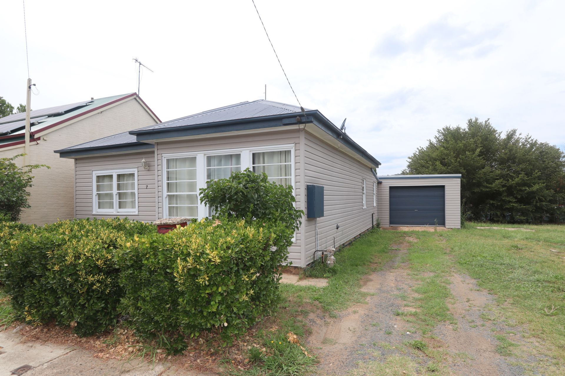 7 Craig Street, Goulburn Goulburn First National Real Estate