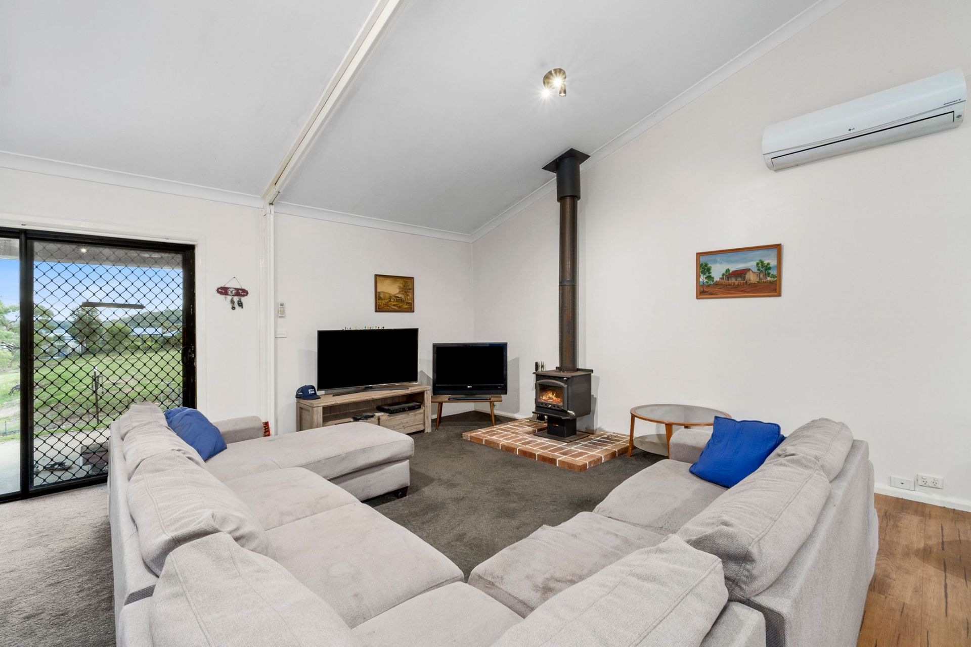 Real Estate For Sale 35 Carmichael Place East Kurrajong , NSW