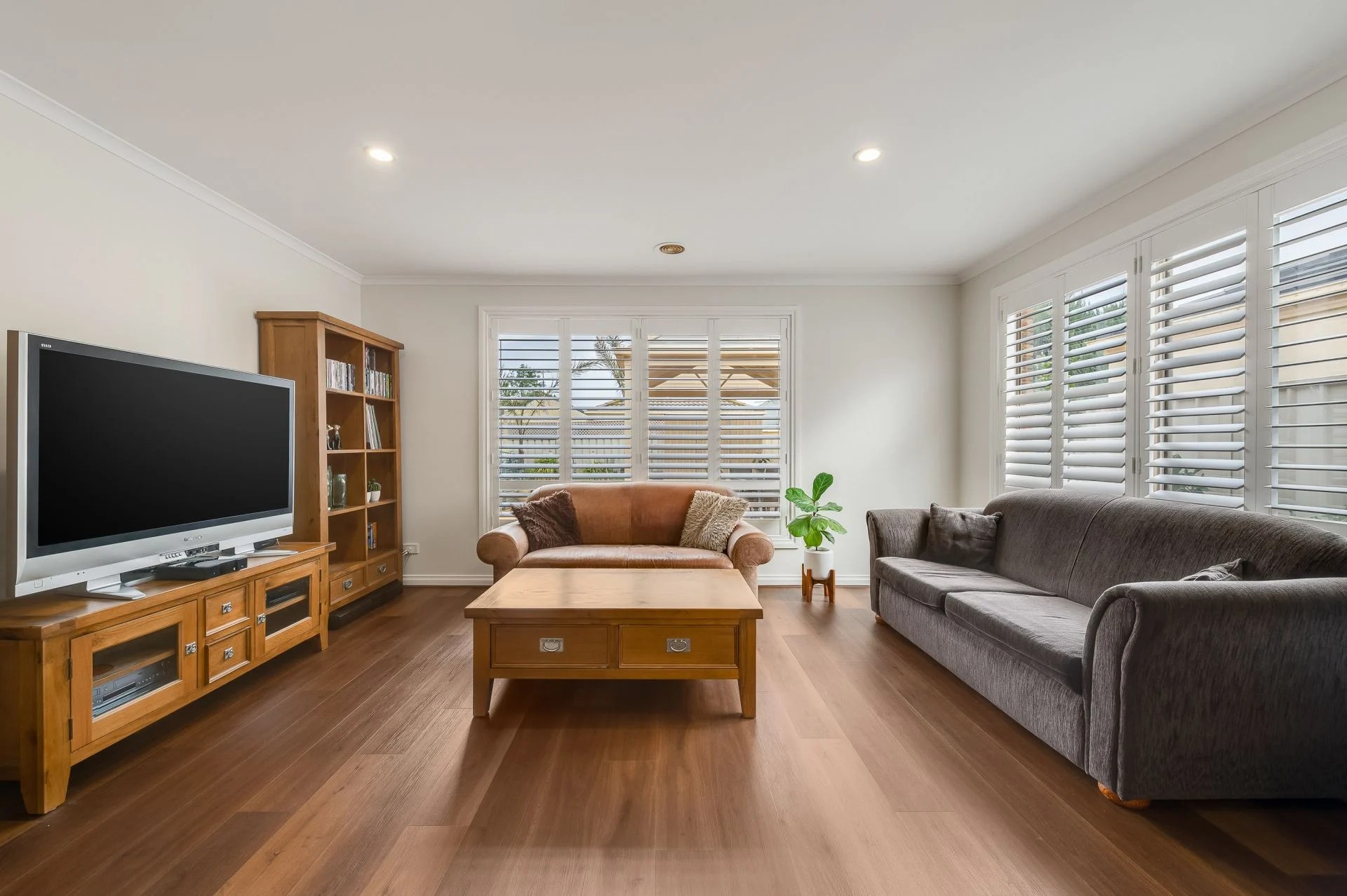 2 Daylesford Terrace, Caroline Springs OBrien Real Estate