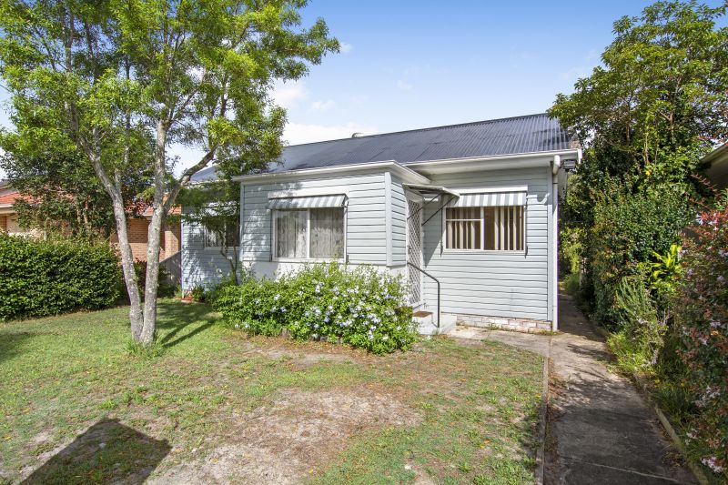 Real Estate For Sale 13 Lurline Street Ettalong Beach , NSW