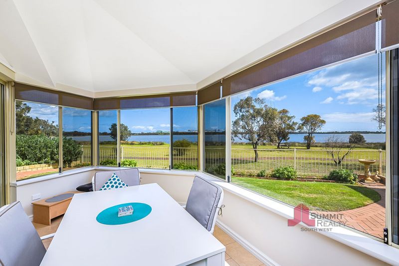 Real Estate For Sale 25 Willis Cove Pelican Point , WA