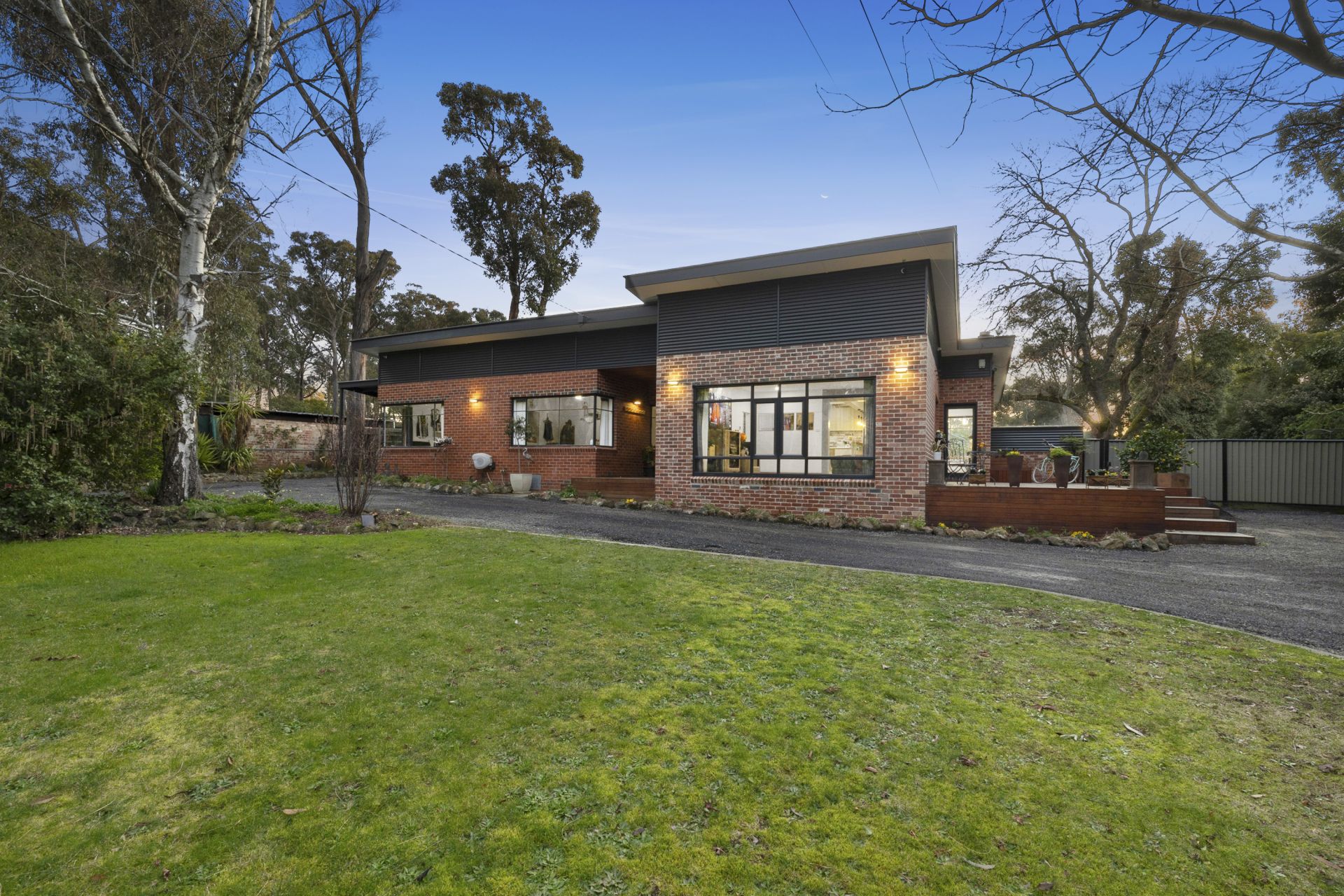 2016 Geelong Road, Mount Helen Ballarat Real Estate Pty Ltd