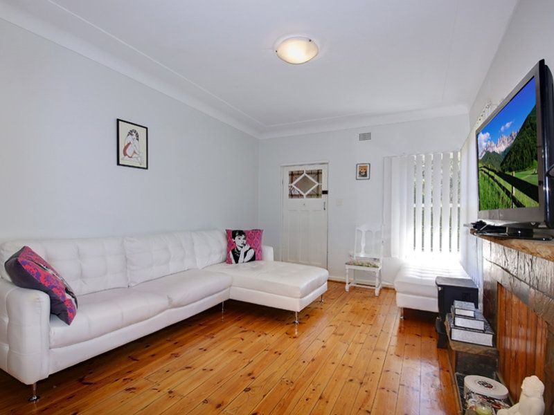 Real Estate For Sale 34 West Drive Bexley North , NSW