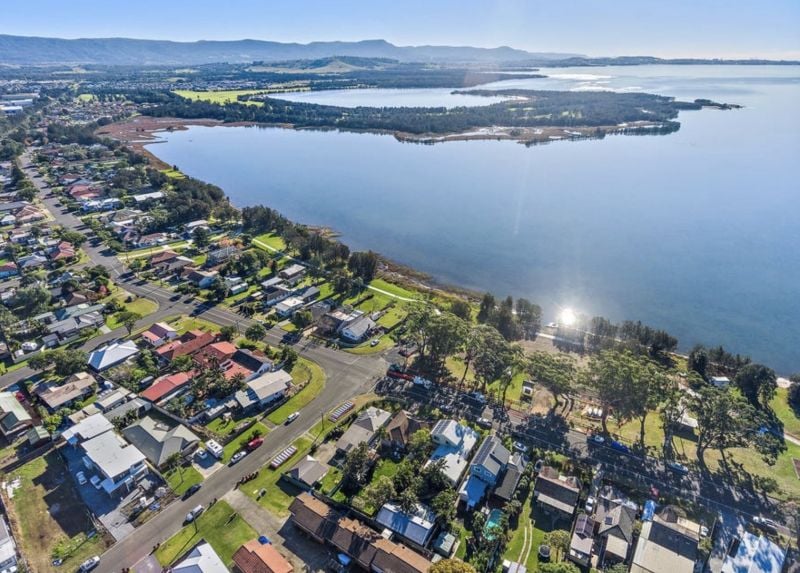 Smile Elite Real Estate For Sale 16 Karoo Street Albion Park Rail