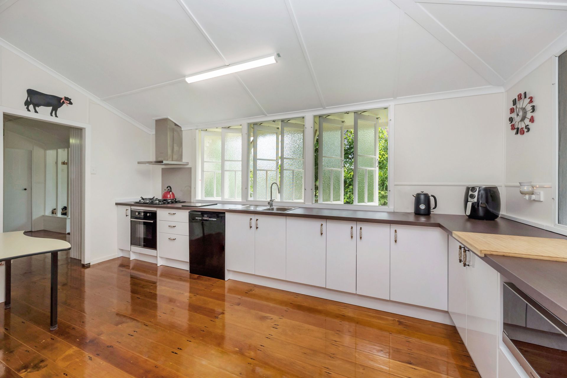 83 Armstrong Street, Hermit Park Harcourts Kingsberry Townsville