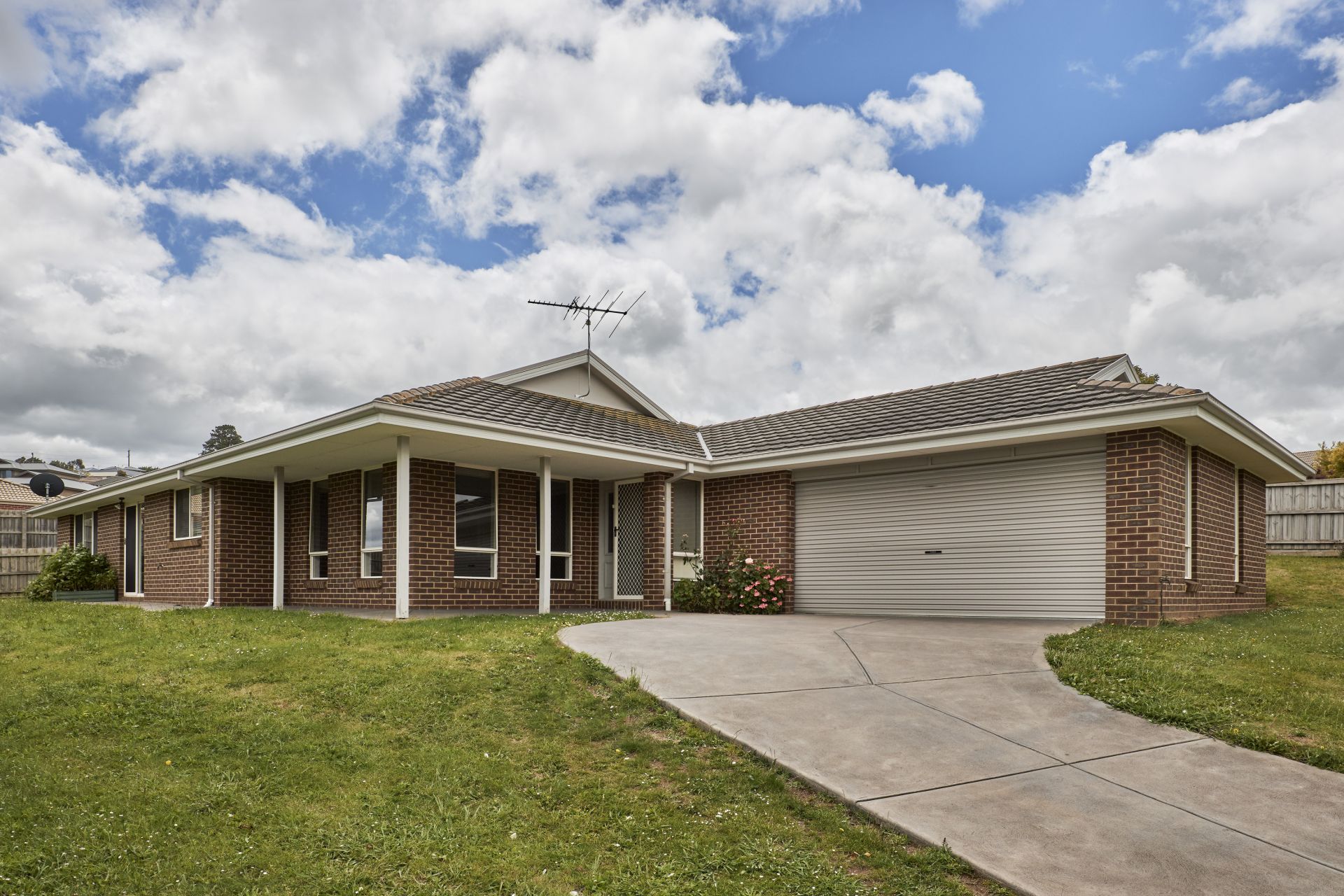 48 Dawson Drive, Warragul OBrien Real Estate