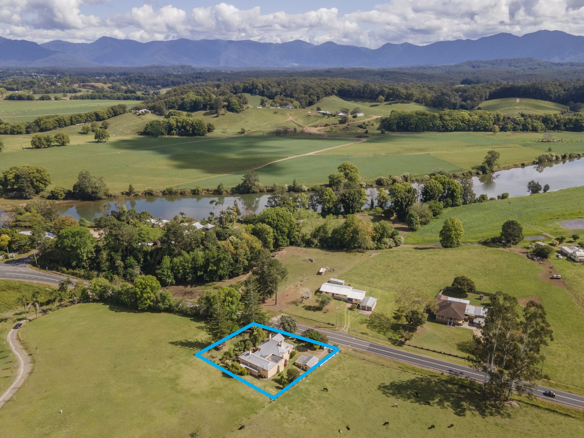 Real Estate For Sale 647 Waterfall Way Bellingen , NSW