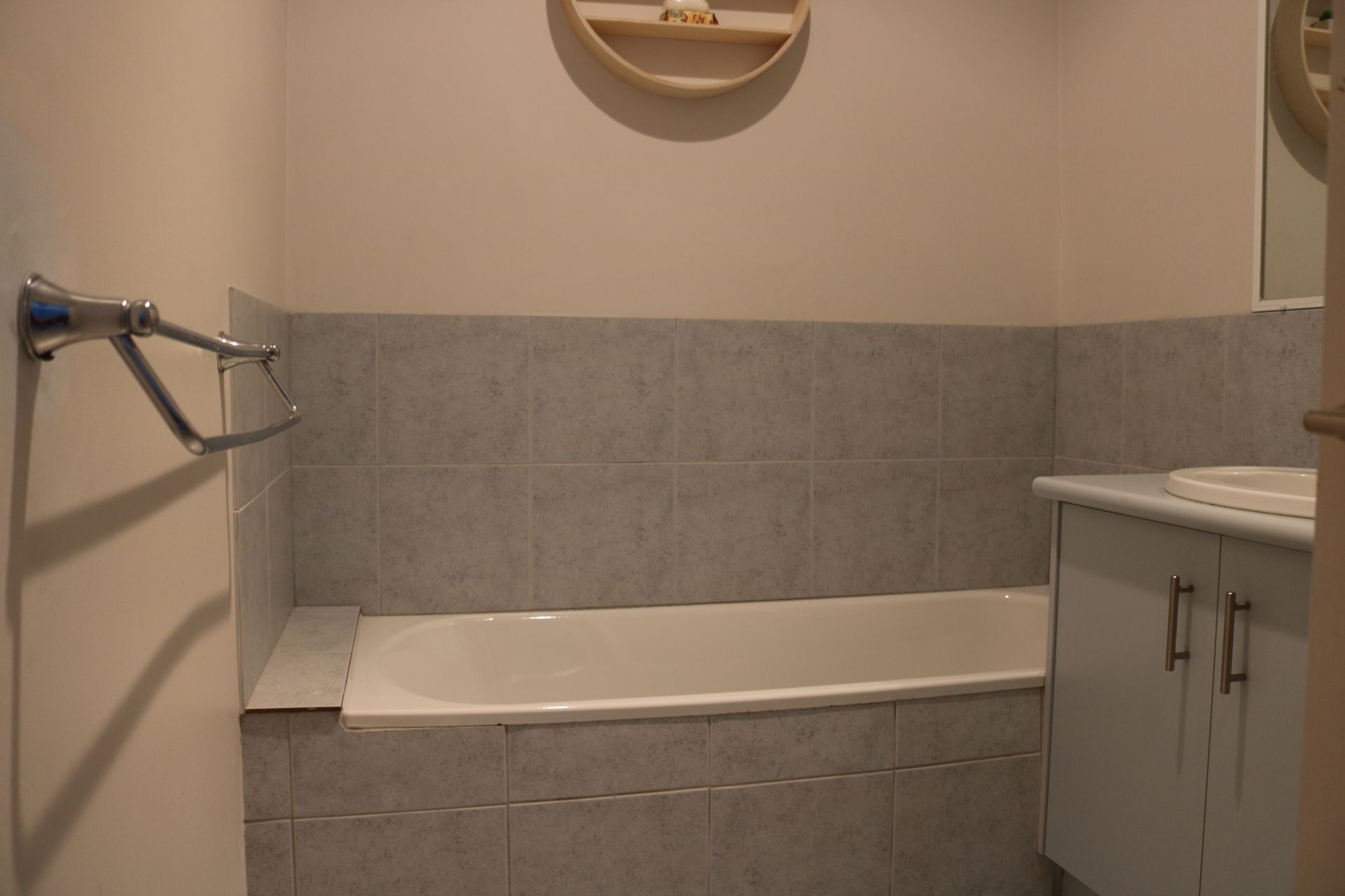 Real Estate For Lease 4/209211 The Esplanade Torquay , VIC