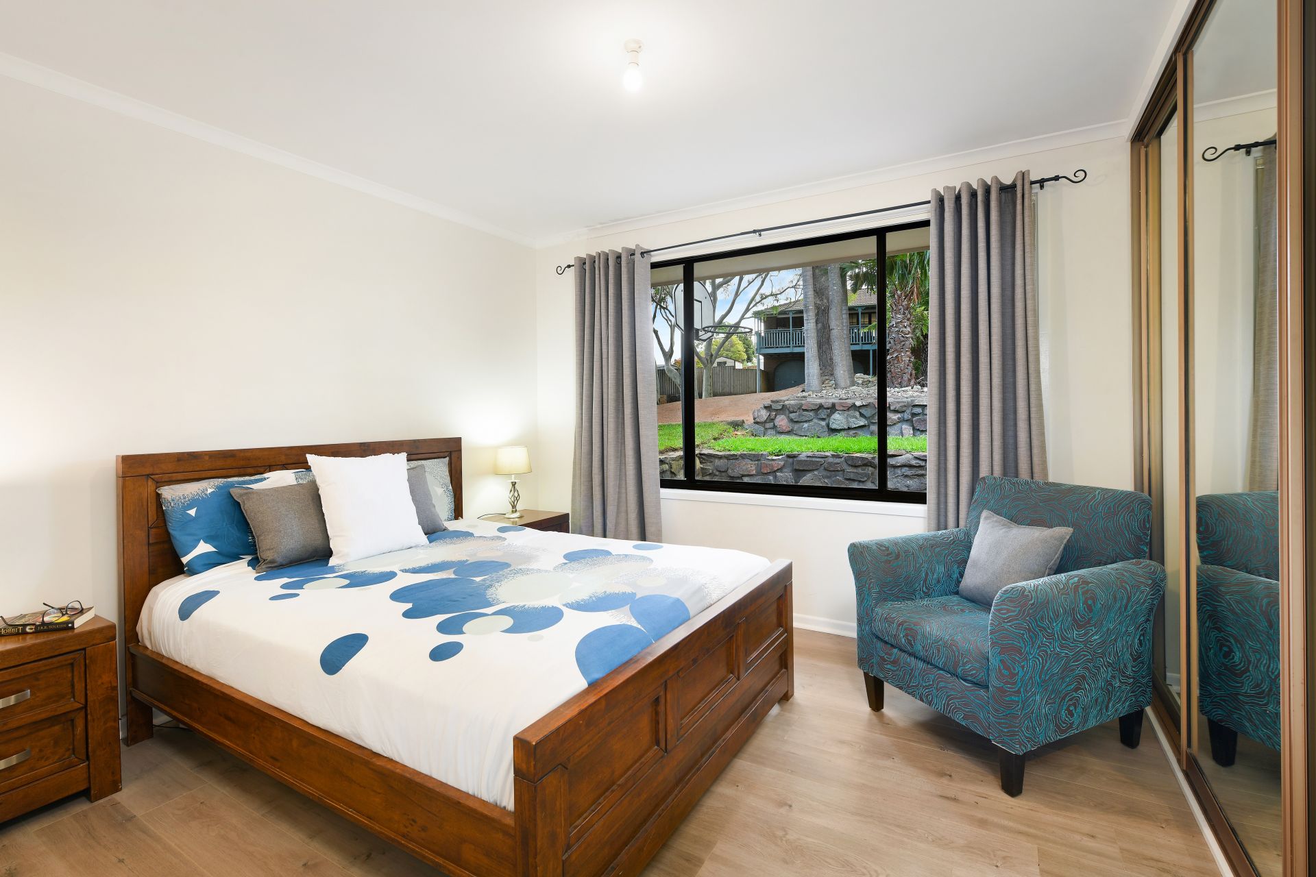 4 Alexander Avenue, Kiama Downs First National Coast & Country Real