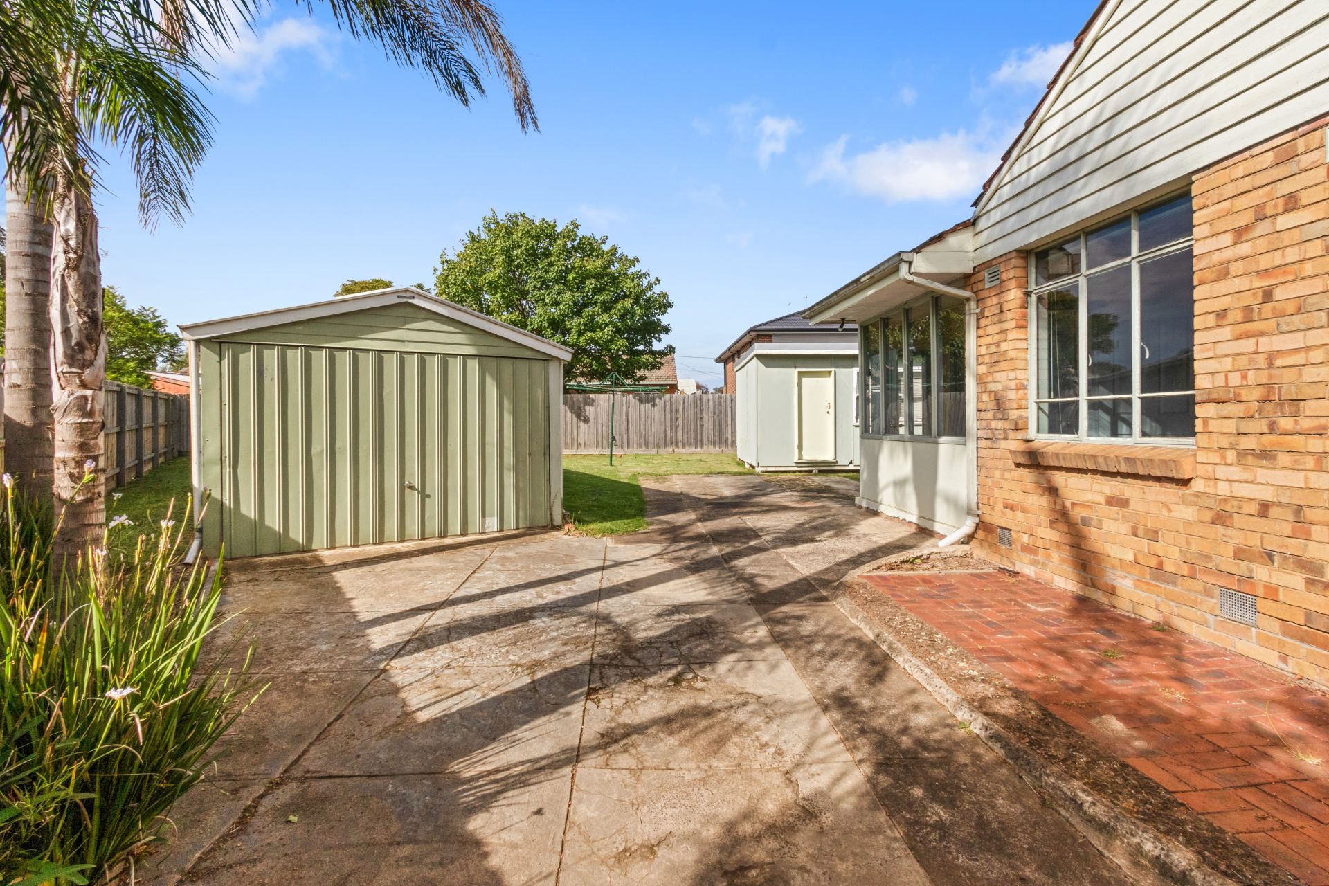 Real Estate For Sale 10 Byron Court Heidelberg Heights , VIC