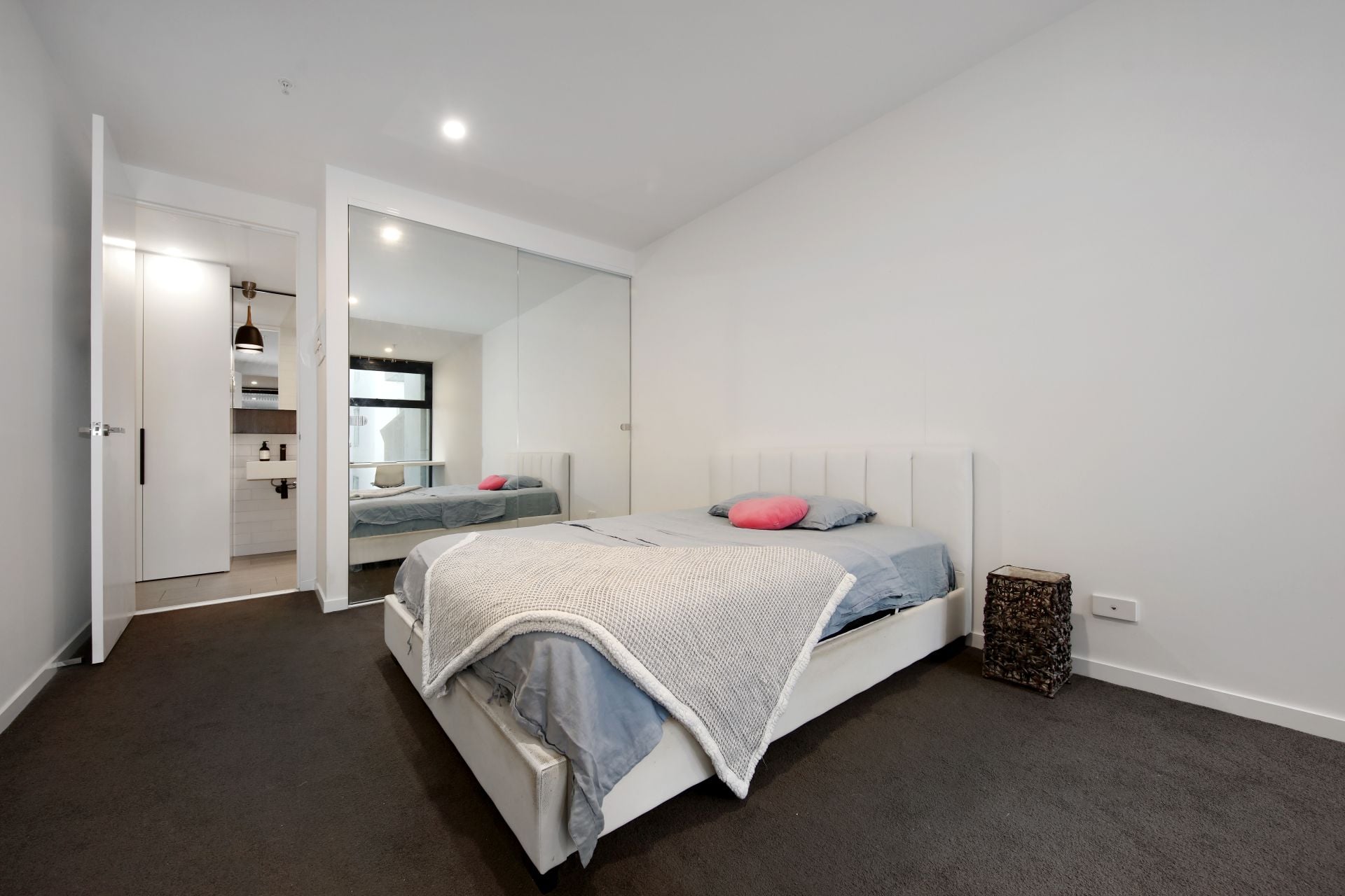107/8385 Drummond Street, Oakleigh OBrien Real Estate
