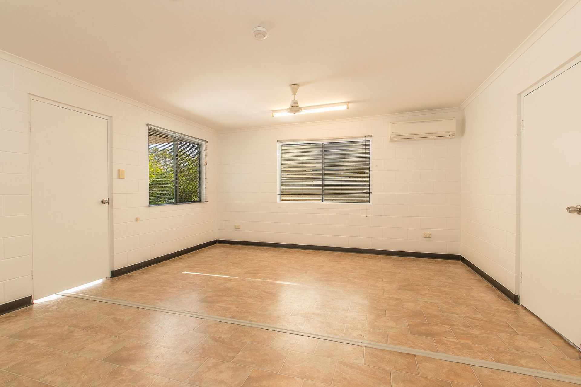 2/203 Hugh Street, Currajong Harcourts Kingsberry Townsville