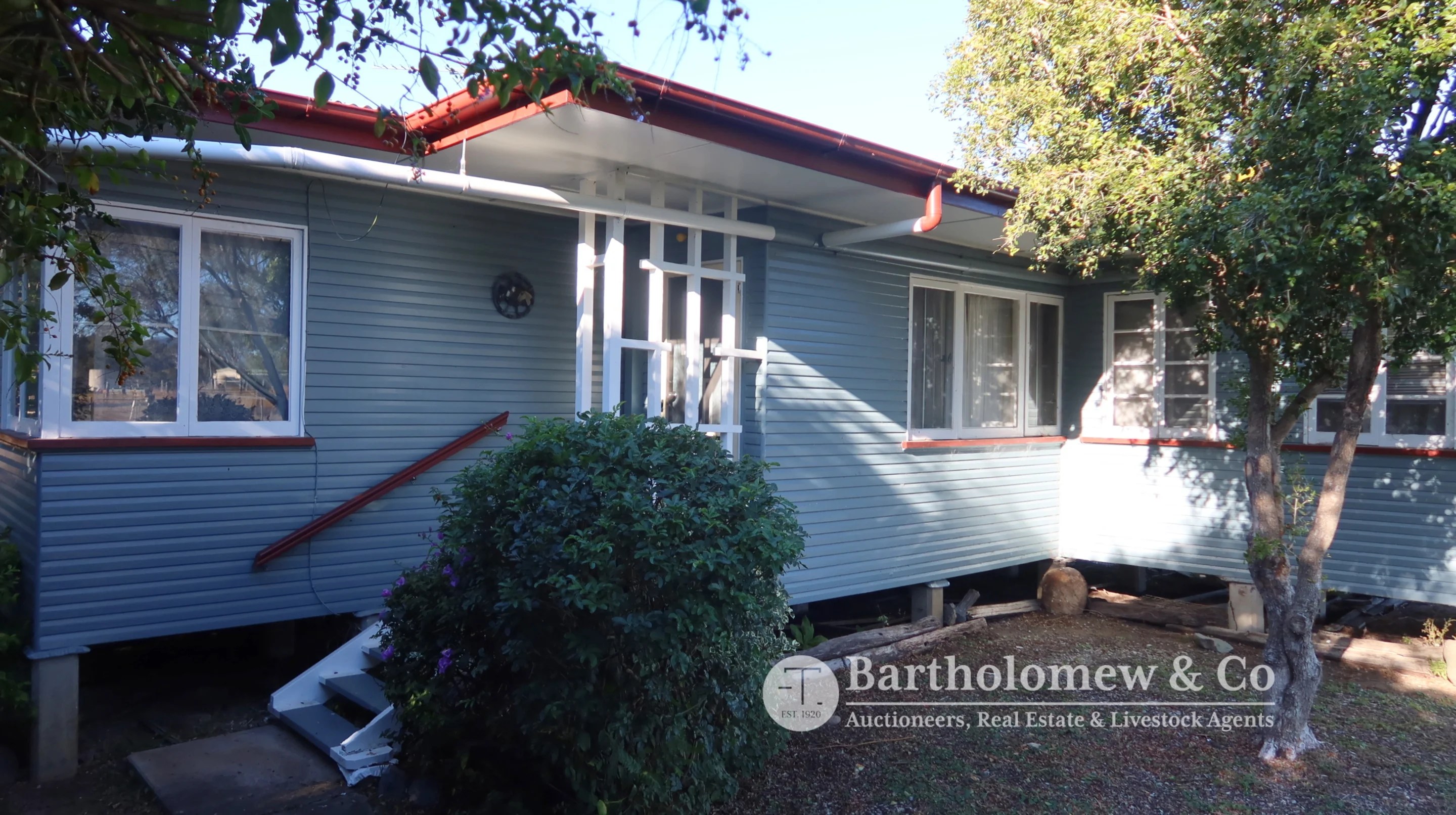 Real Estate For Sale Laravale , QLD