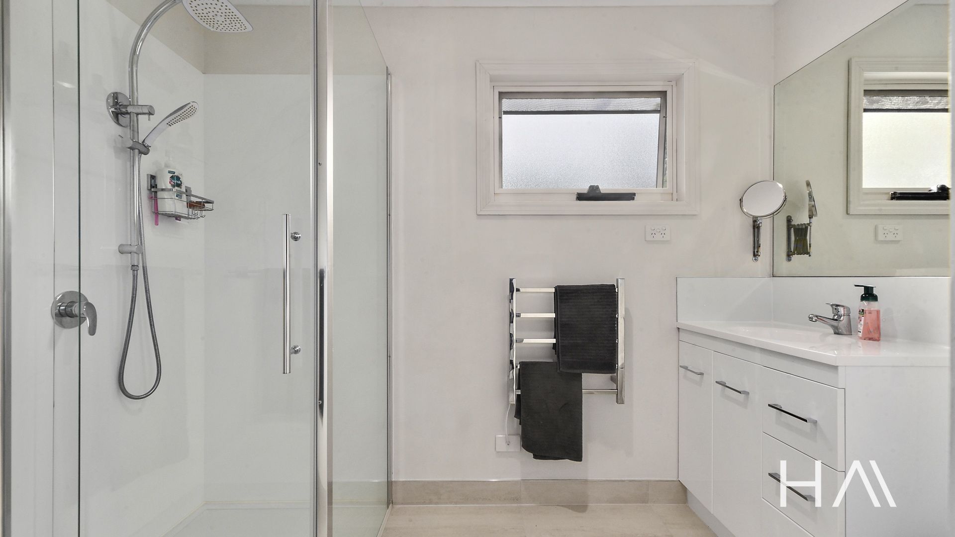 52 Atkinsons Road, Grindelwald Harrison Agents