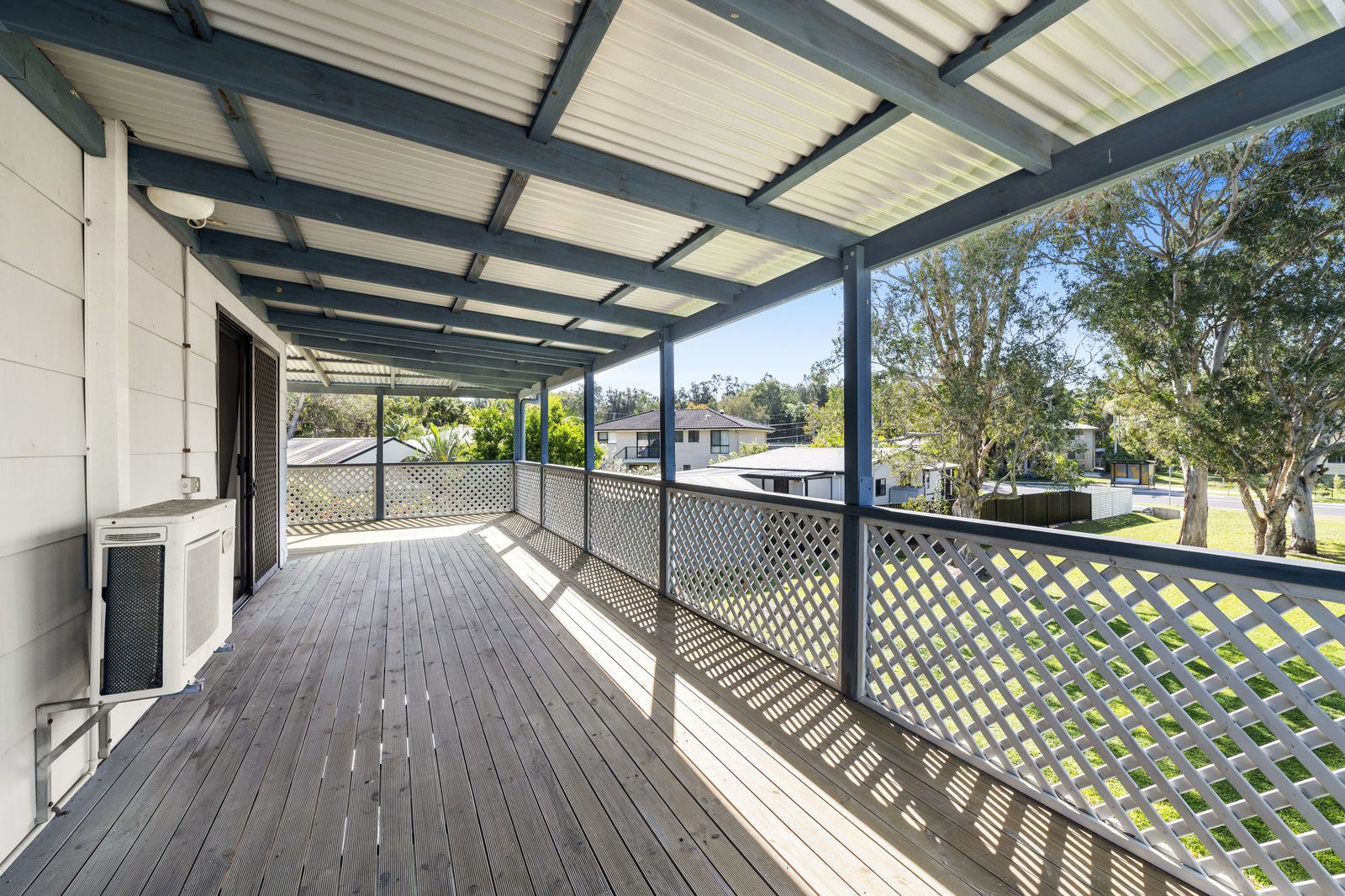 Real Estate For Sale 4 Lights Street Emerald Beach , NSW