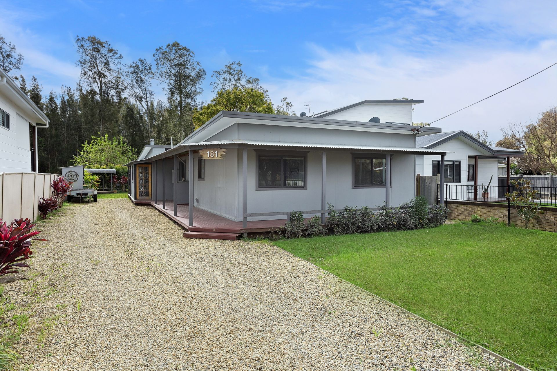 Real Estate For Sale 181 Geoffrey Road Chittaway Point , NSW