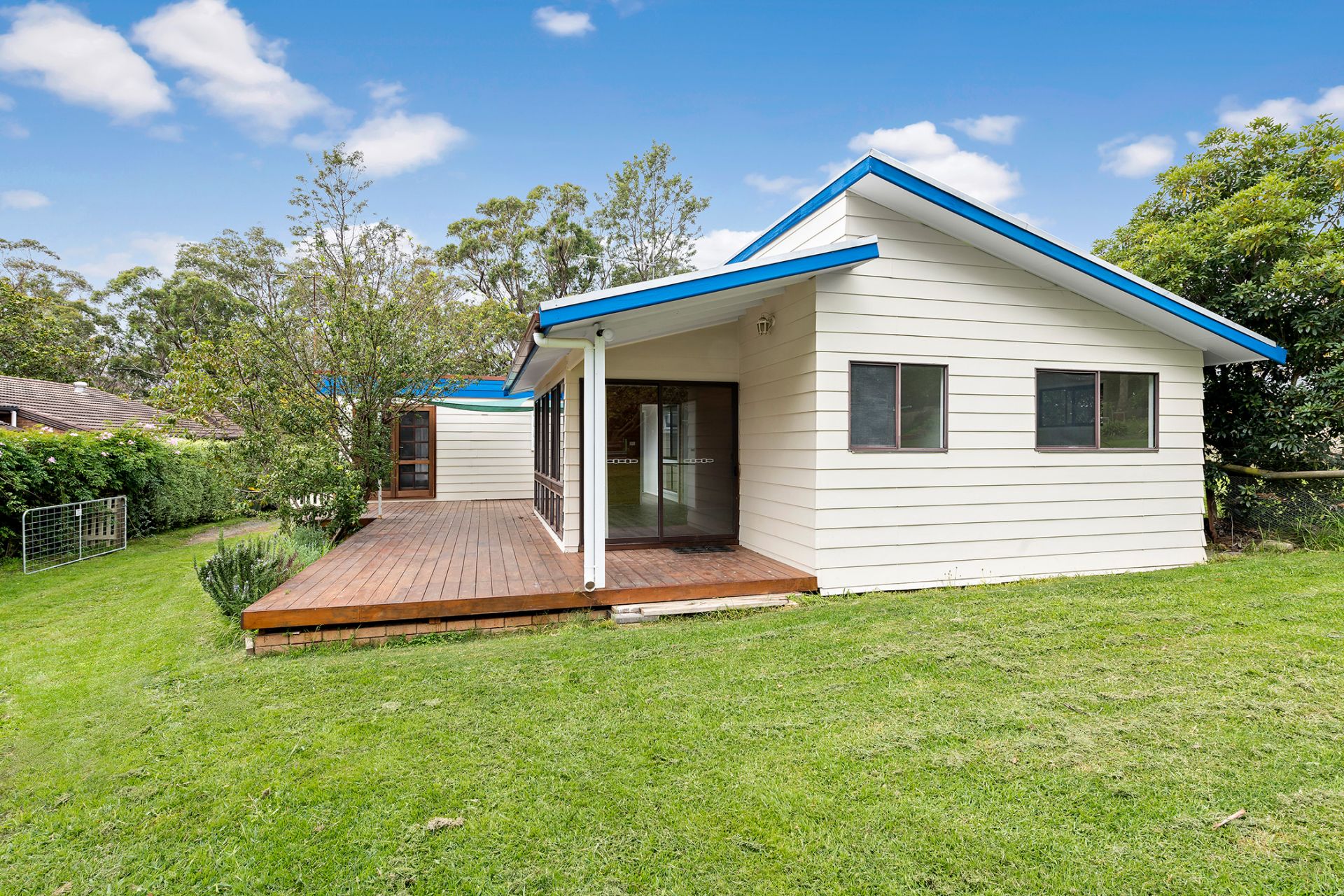 Real Estate For Sale 40 Railway Terrace Willow Vale , NSW