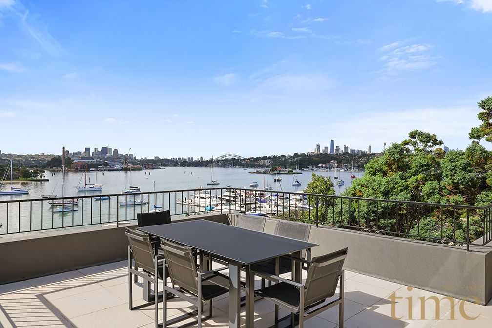 Time Realty Real Estate For Sale 4/4648 St Crescent