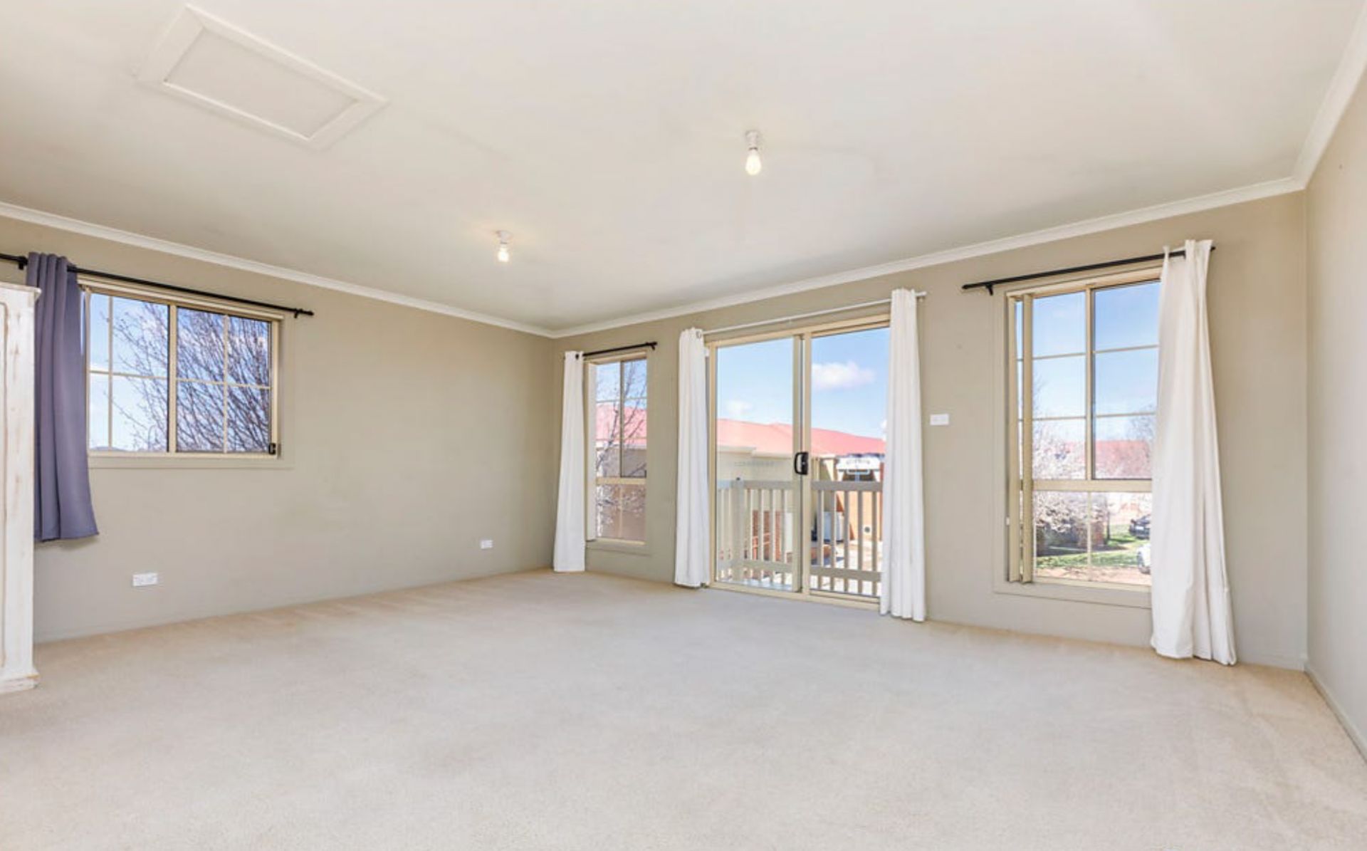 Real Estate For Lease 20A Paisley Street Nicholls , ACT