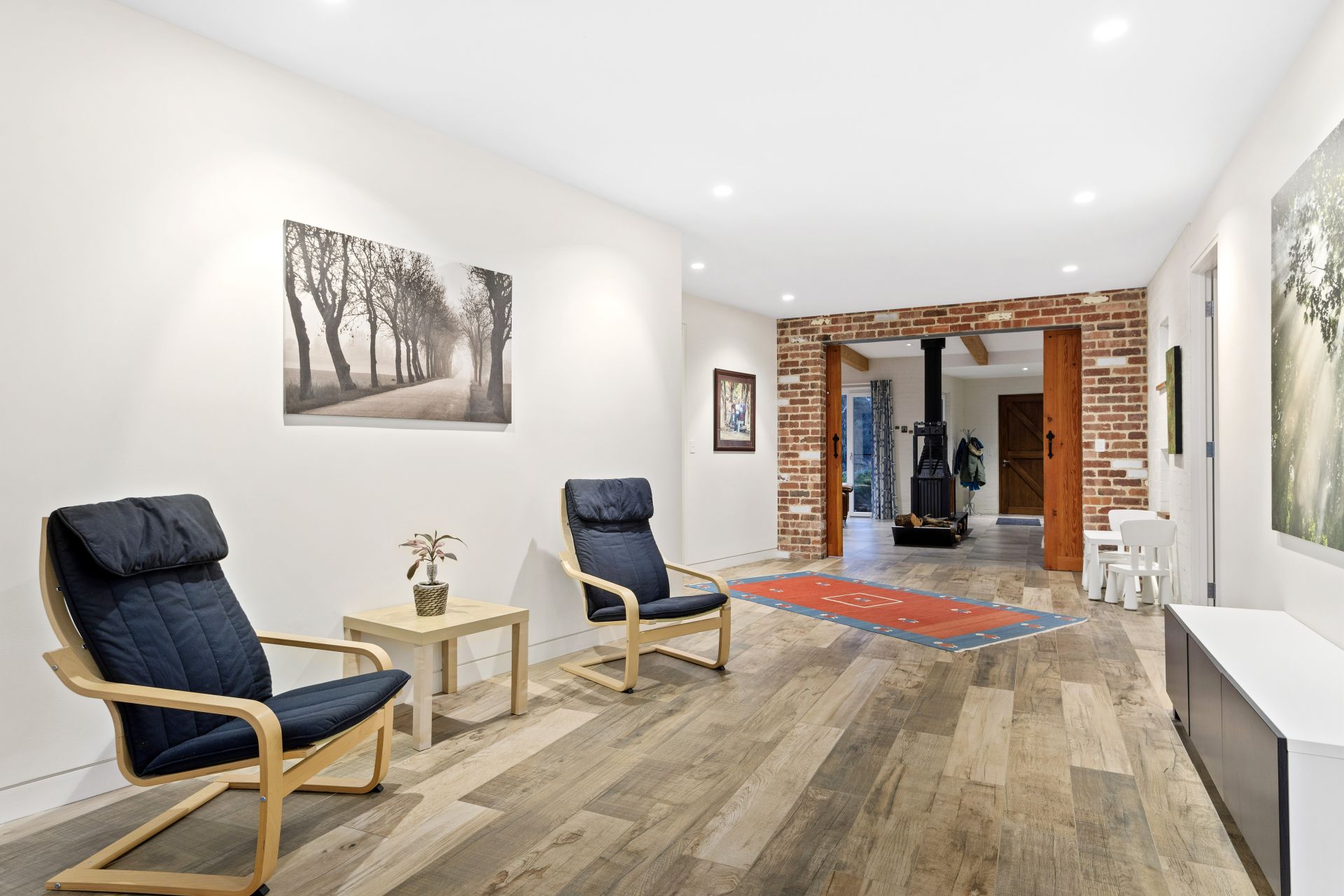 1433 Harrogate Road, Harrogate Adcock Real Estate