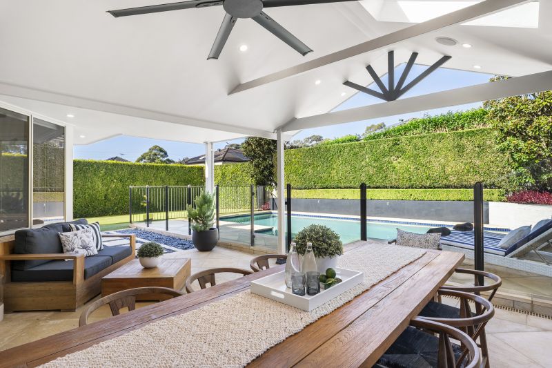 Real Estate For Sale 8 Chepstow Drive Castle Hill , NSW