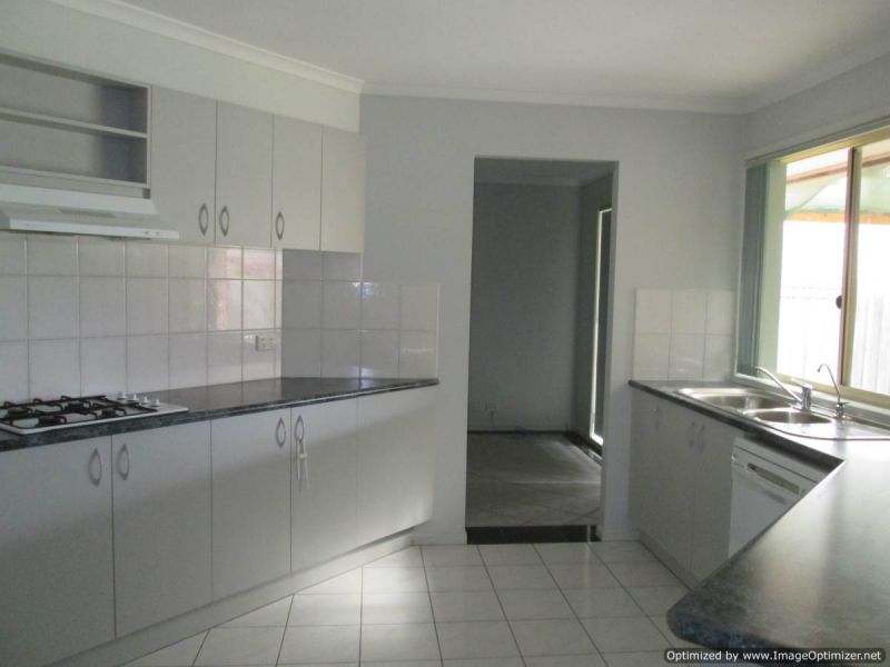 19 MacNeil Drive, ALTONA MEADOWS Sweeney Estate Agents