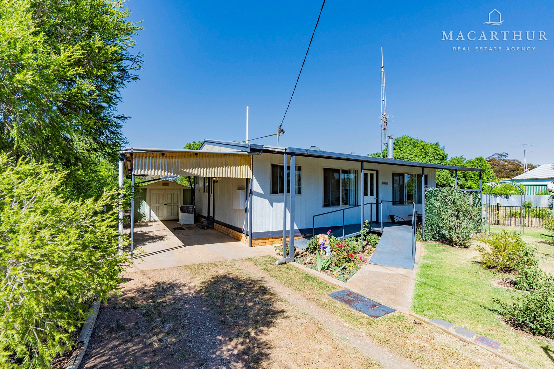 31 Loch Street, Ganmain Macarthur Real Estate Agency