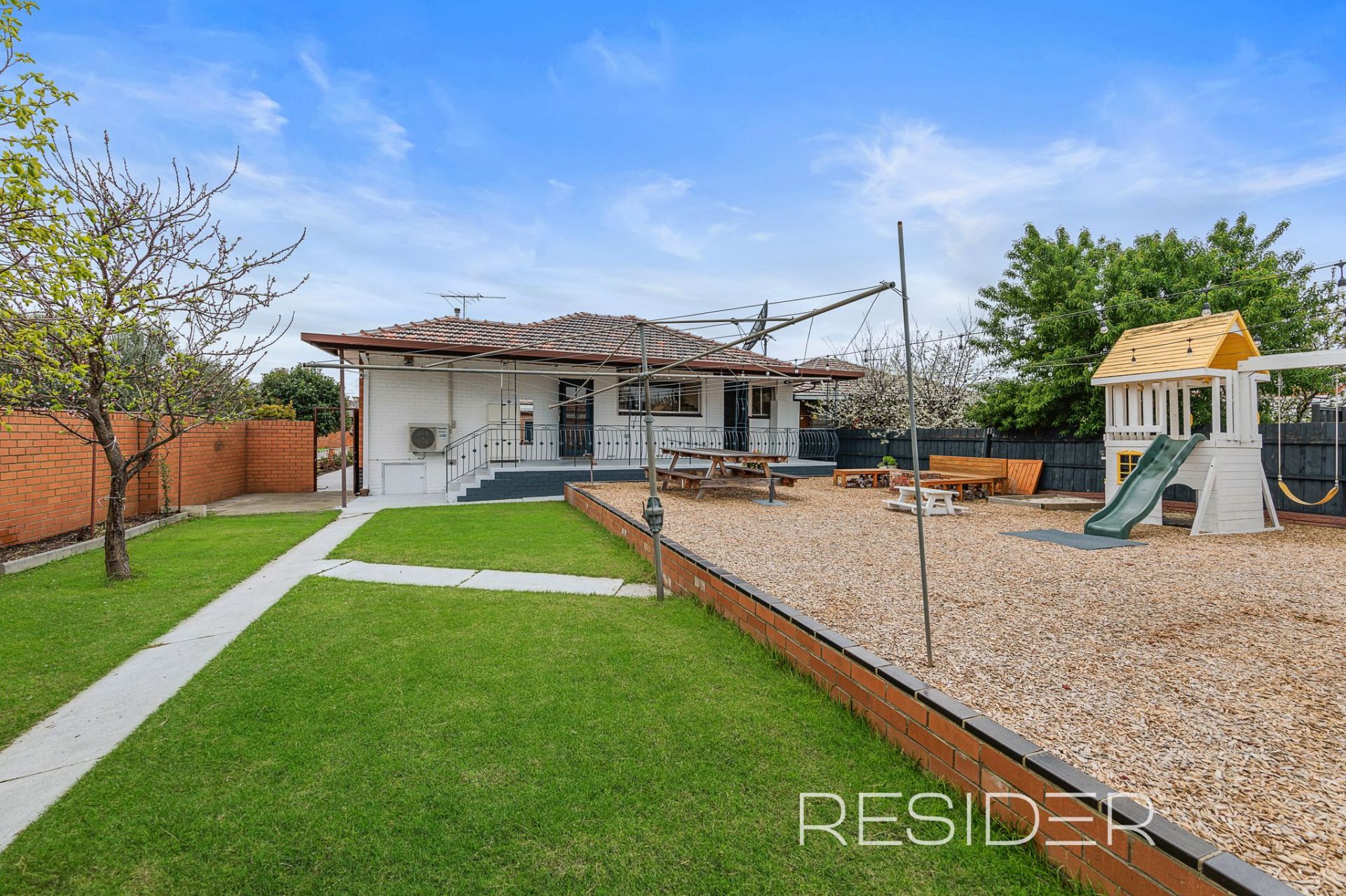 1 Waratah Street, Thomastown Resider Real Estate