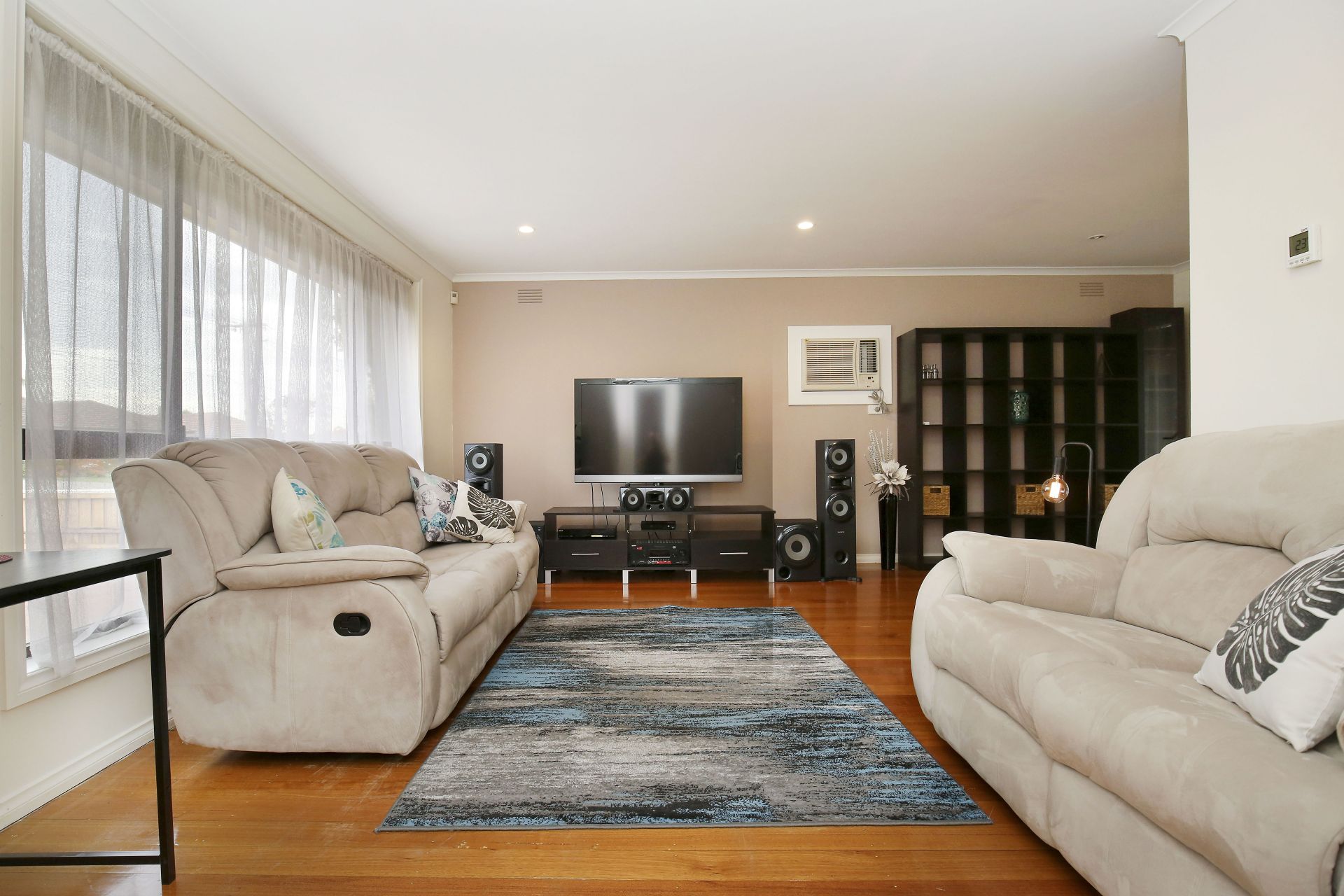 Real Estate For Sale 9 Mindoro Crescent Lalor , VIC