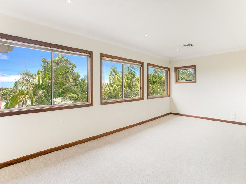 Real Estate For Sale 52B Harbord Road Freshwater , NSW