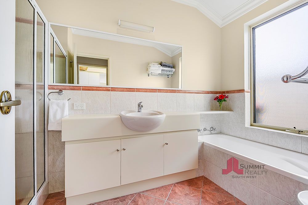 Real Estate For Sale 25 Willis Cove Pelican Point , WA