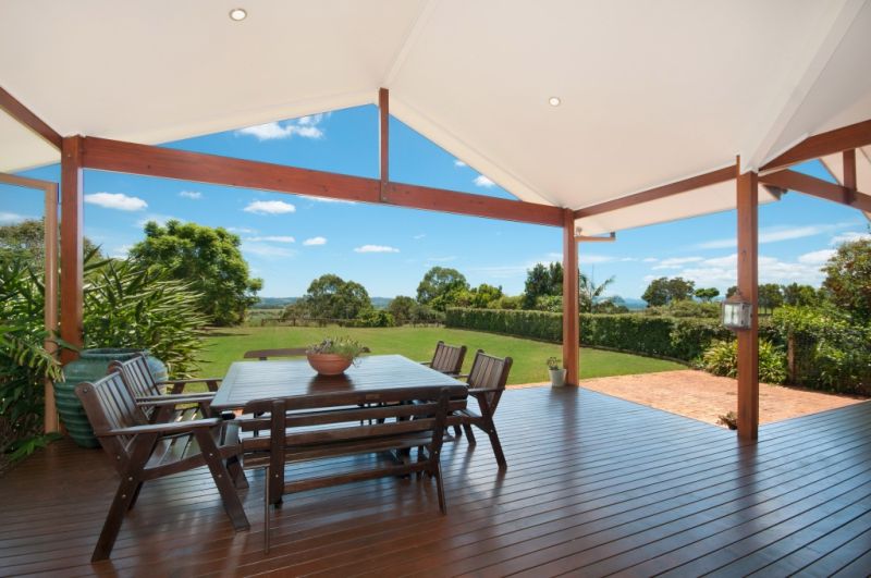 2 Satinwood Drive, McLeans Ridges Lois Buckett Real Estate