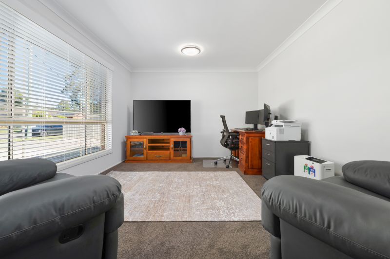 Real Estate For Sale 17 Adams Street Heddon Greta , NSW