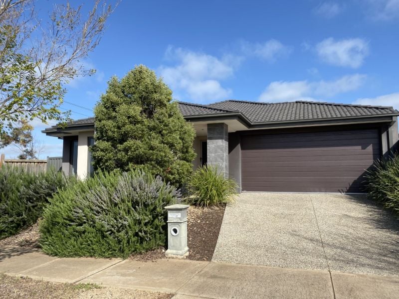 1 Orbis Avenue, Fraser Rise Sweeney Estate Agents