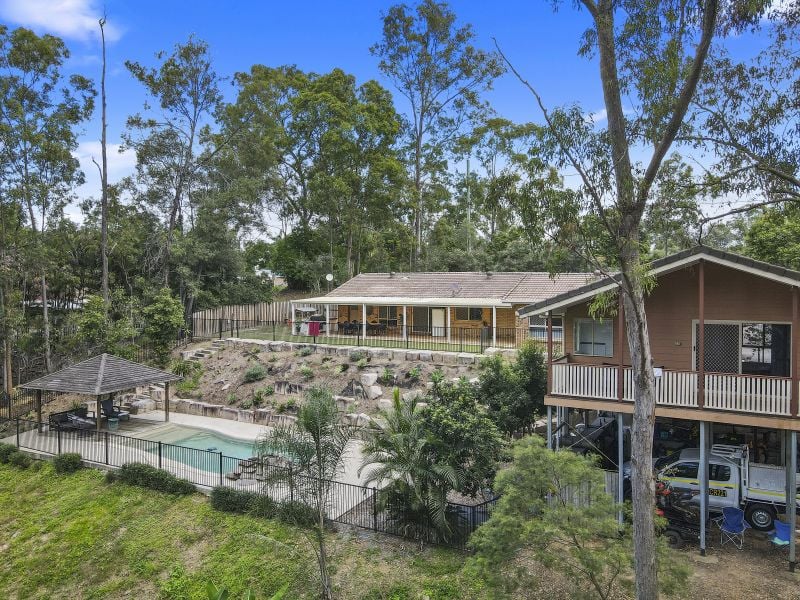 Real Estate For Sale 7 Drapers Road Eatons Hill , QLD