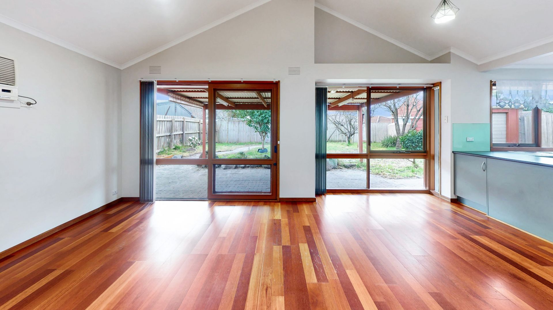 83 Duff Street, Cranbourne West OBrien Real Estate