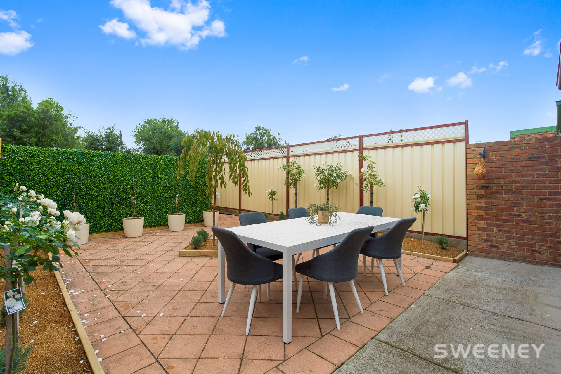 67 Henry Drive, ALTONA MEADOWS Sweeney Estate Agents