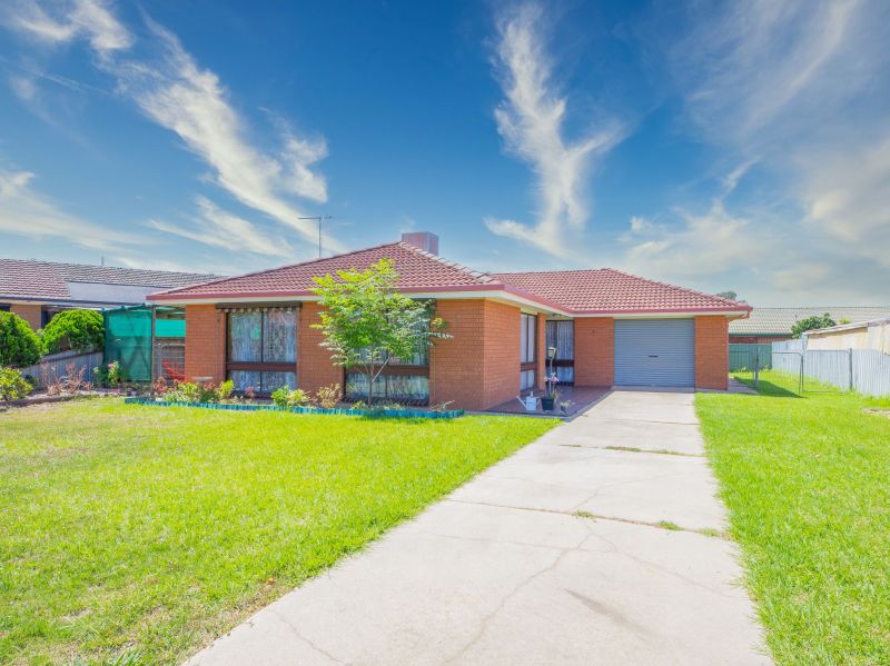 Real Estate For Sale 5 Fleming Drive Corowa , NSW