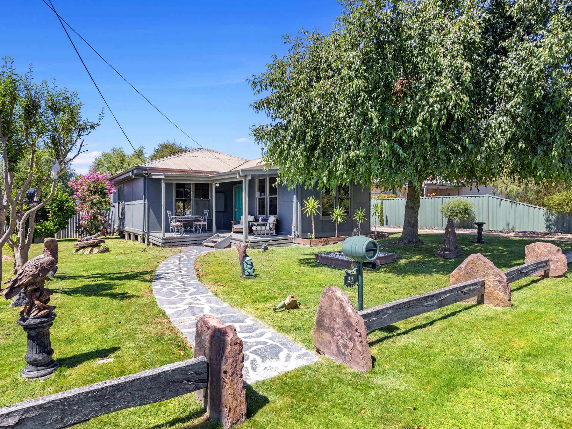 25 Coster Street, Alexandra OBrien Real Estate